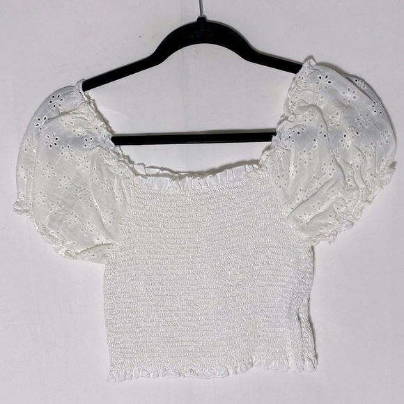 5/$25 Shein White Eyelet Puff Sleeve Smocked Crop Top XL - Picture 12 of 12
